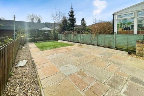 15 Moorside Terrace, Bradford, BD2 3JA