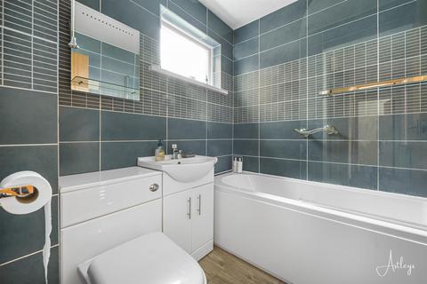 3 bedroom semi-detached house for sale, Kenilworth Place, West Cross, Swansea