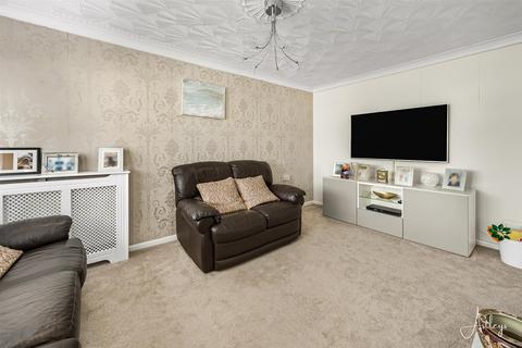 3 bedroom semi-detached house for sale, Kenilworth Place, West Cross, Swansea