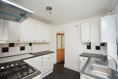 3 bedroom semi-detached house to rent, Parkfield Road, South Harrow, HA2 8LB