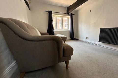 1 bedroom in a house share to rent, North Street, Ashford, TN24 8LF