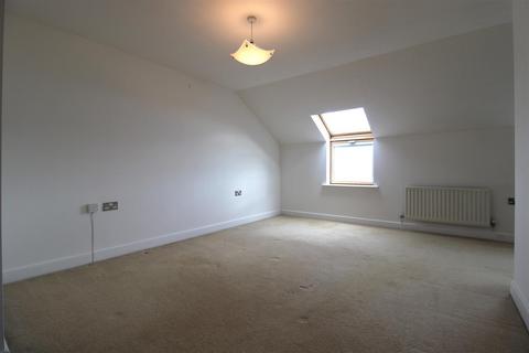 4 bedroom apartment to rent, Renaissance Point, North Shields