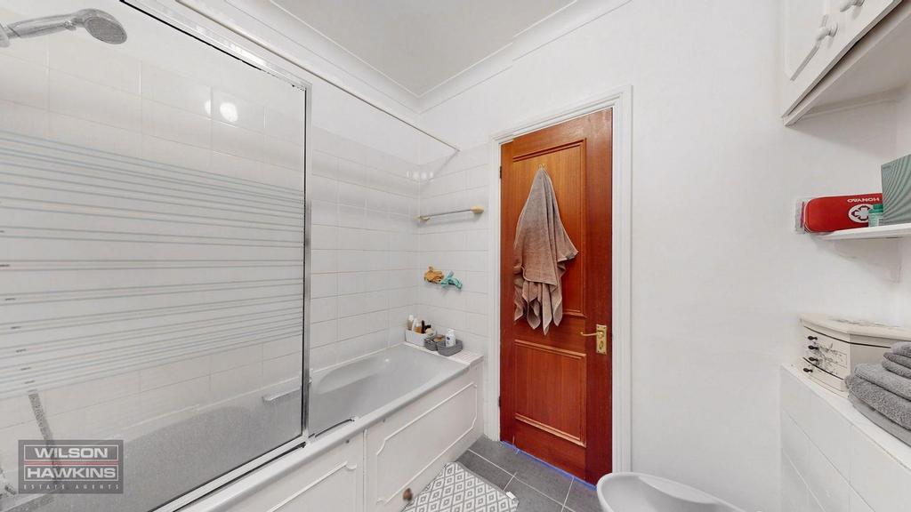 Flat 14, Glasfryn Court - Fxv7 PS8 GHco JOixw Wl SU.jpg