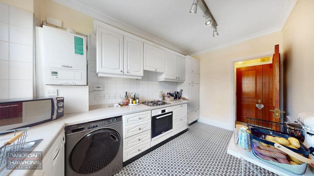 Flat 14, Glasfryn Court - BLv Dg22 G2 Indcg WJq RHd.jpg