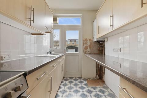 48 De Frene Road, London, SE26 4AG