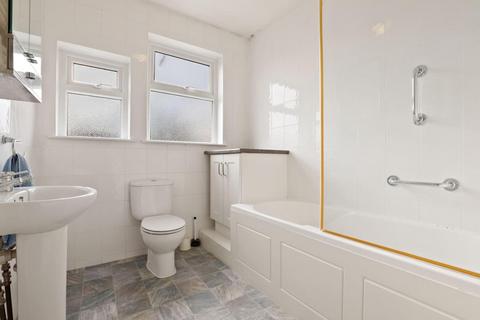 48 De Frene Road, London, SE26 4AG