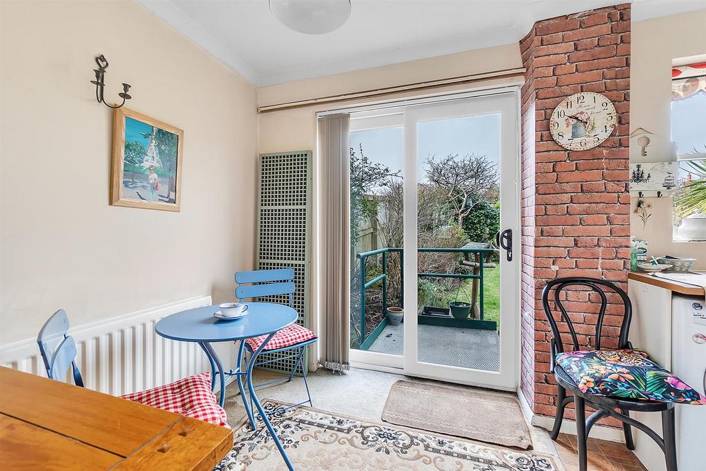 24 Alfred Way.9.JPG
