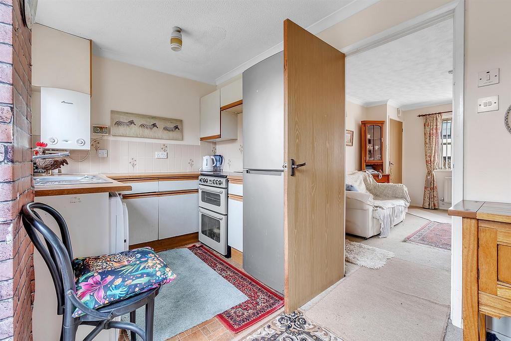 24 Alfred Way.11.JPG