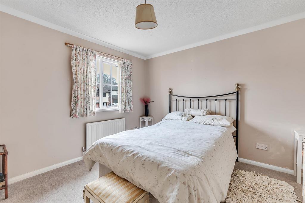 24 Alfred Way.15.JPG