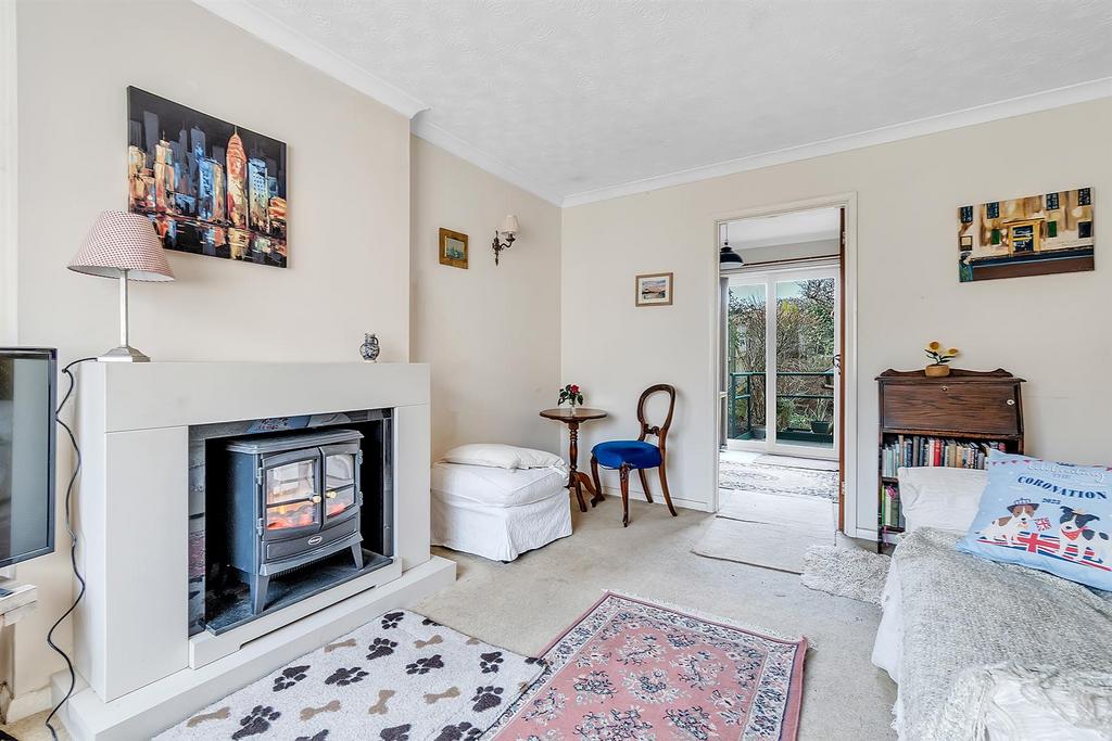 24 Alfred Way.6.JPG