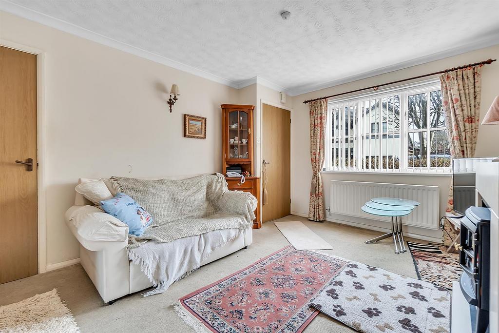 24 Alfred Way.8.JPG