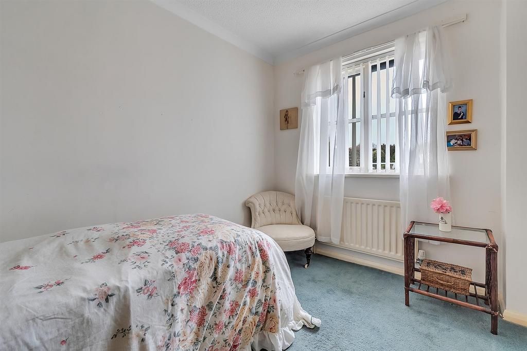 24 Alfred Way.14.JPG