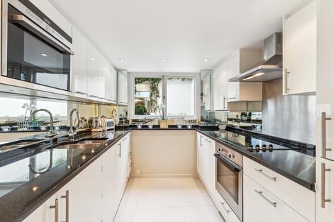 3 bedroom maisonette for sale, Flood Street London