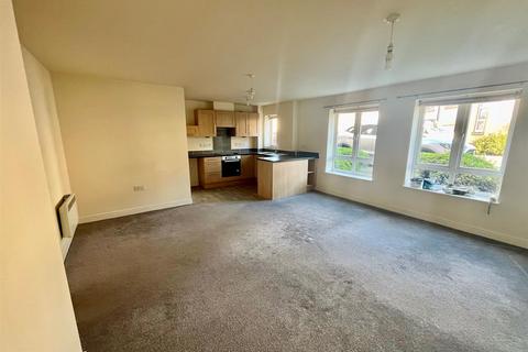 2 bedroom ground floor flat to rent, Richmond House, Hinckley