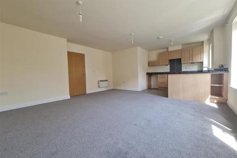 2 bedroom ground floor flat to rent, Richmond House, Hinckley