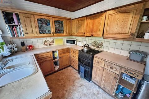 3 bedroom semi-detached house for sale, Fairwood Drive, Baglan, Port Talbot, Neath Port Talbot. SA12 8NU