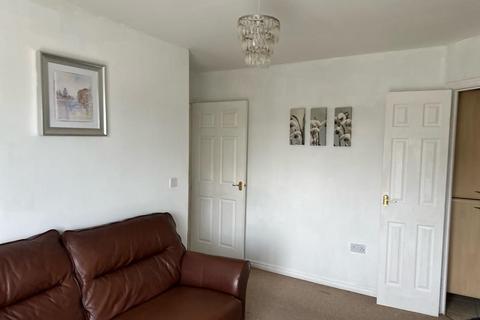 2 bedroom apartment to rent, Manchester, Manchester M22