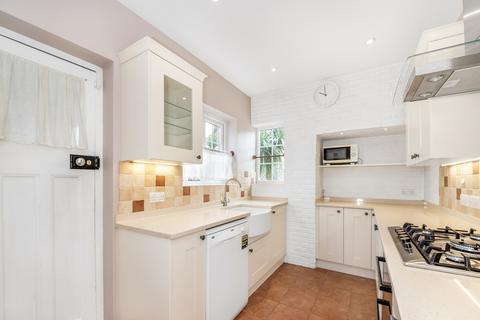 3 bedroom semi-detached house for sale, Canberra Road, Charlton, SE7