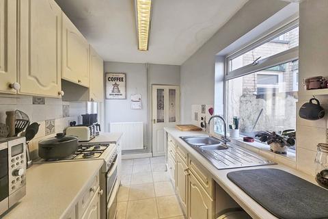 2 bedroom end of terrace house for sale, John Street, Stoke-on-trent ST8