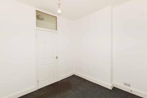 1 bedroom flat to rent, Town End, Bolsover, S44