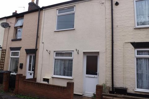 2 bedroom terraced house to rent, Manby Road, Gorleston, Great Yarmouth. NR31 0PQ