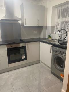 1 bedroom terraced house to rent, Churchill Court, Albert Road, Ilford, Essex, IG1