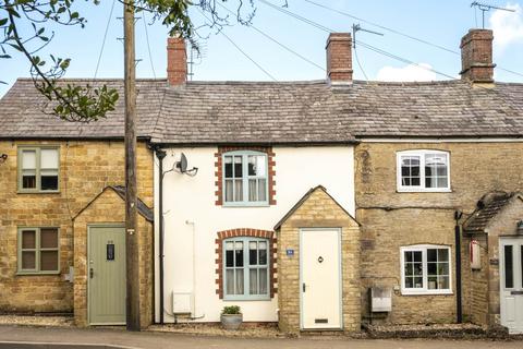 2 bedroom cottage for sale, Burford Road, Chipping Norton