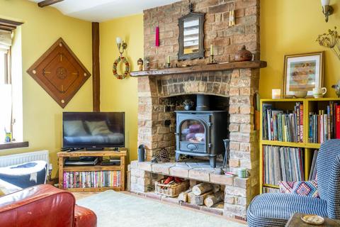 2 bedroom cottage for sale, Burford Road, Chipping Norton