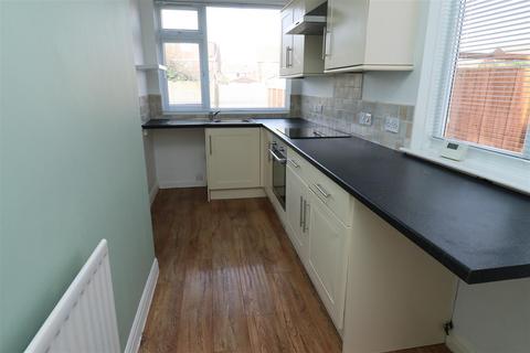 3 bedroom semi-detached house to rent, 18 Westfield Avenue Beverley