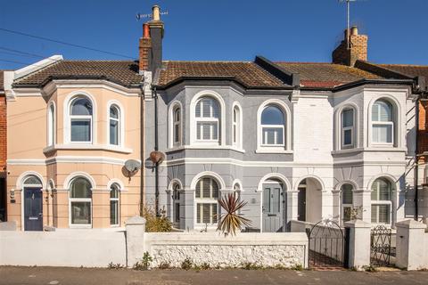 54a Queen Street, Worthing, BN14 7BJ