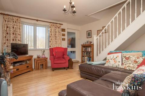 5 Lucerne Close, Wootton Bassett, Swindon, SN4 7JQ