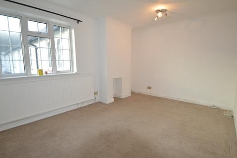 2 bedroom apartment for sale, Bathurst Walk, Iver, Buckinghamshire, SL0