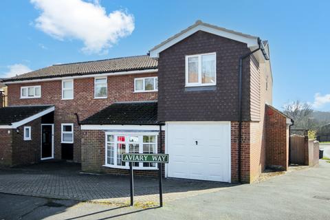 5 bedroom semi-detached house for sale, Aviary Way, Crawley Down, RH10