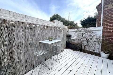 2 bedroom end of terrace house for sale, Melville Gardens, Winton, Bournemouth, BH9