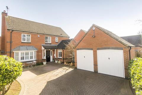 4 bedroom detached house for sale, Beamont Close, Lutterworth