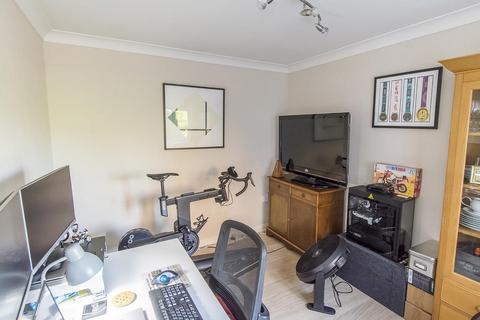 11 Beamont Close, Lutterworth, LE17 4GE