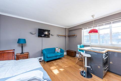 Studio to rent, Sloane Avenue, Chelsea, London, SW3