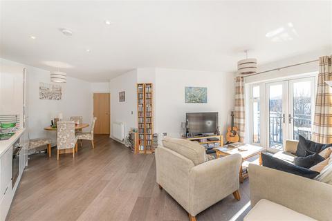 2 bedroom apartment for sale, Hyacinth Court, Chelmsford Road, Southgate