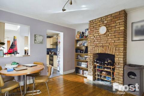 undefined, Hythe Road, Staines-upon-Thames, Surrey, TW18