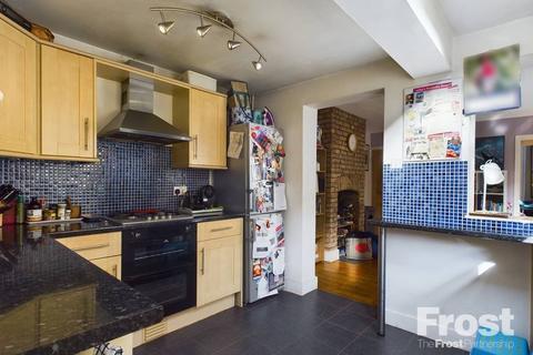 undefined, Hythe Road, Staines-upon-Thames, Surrey, TW18