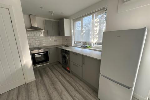 1 bedroom apartment to rent, Great North Way, London