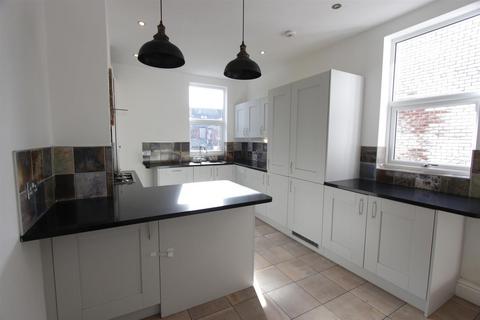 4 bedroom terraced house to rent, Sheldon Road, Sheffield