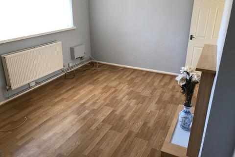 2 bedroom apartment to rent, Manchester, Manchester M22