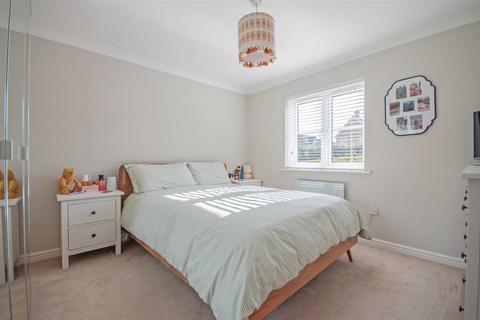 2 bedroom apartment for sale, Wickham Crescent, Chelmsford