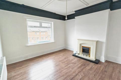 2 bedroom flat to rent, Southwick Road, Sunderland SR5