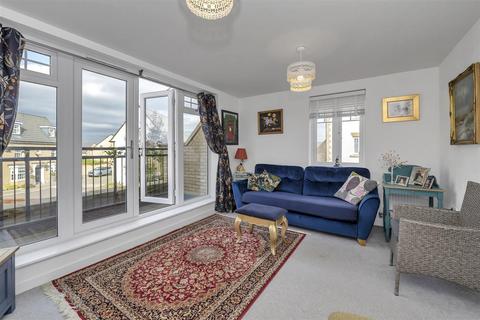 4 bedroom semi-detached house for sale, Tudor Road, Bury St. Edmunds