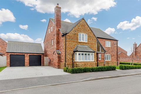 5 Leys Field, Oxhill, Warwick, CV35 0FN