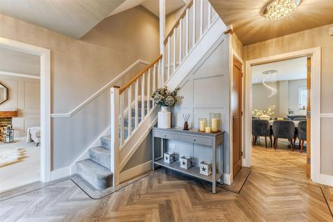 5 Leys Field, Oxhill, Warwick, CV35 0FN