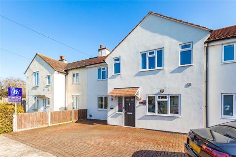 3 bedroom terraced house for sale, London Road, Romford, RM7