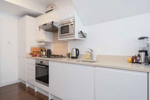 1 bedroom flat for sale, Finchley Road, London NW3